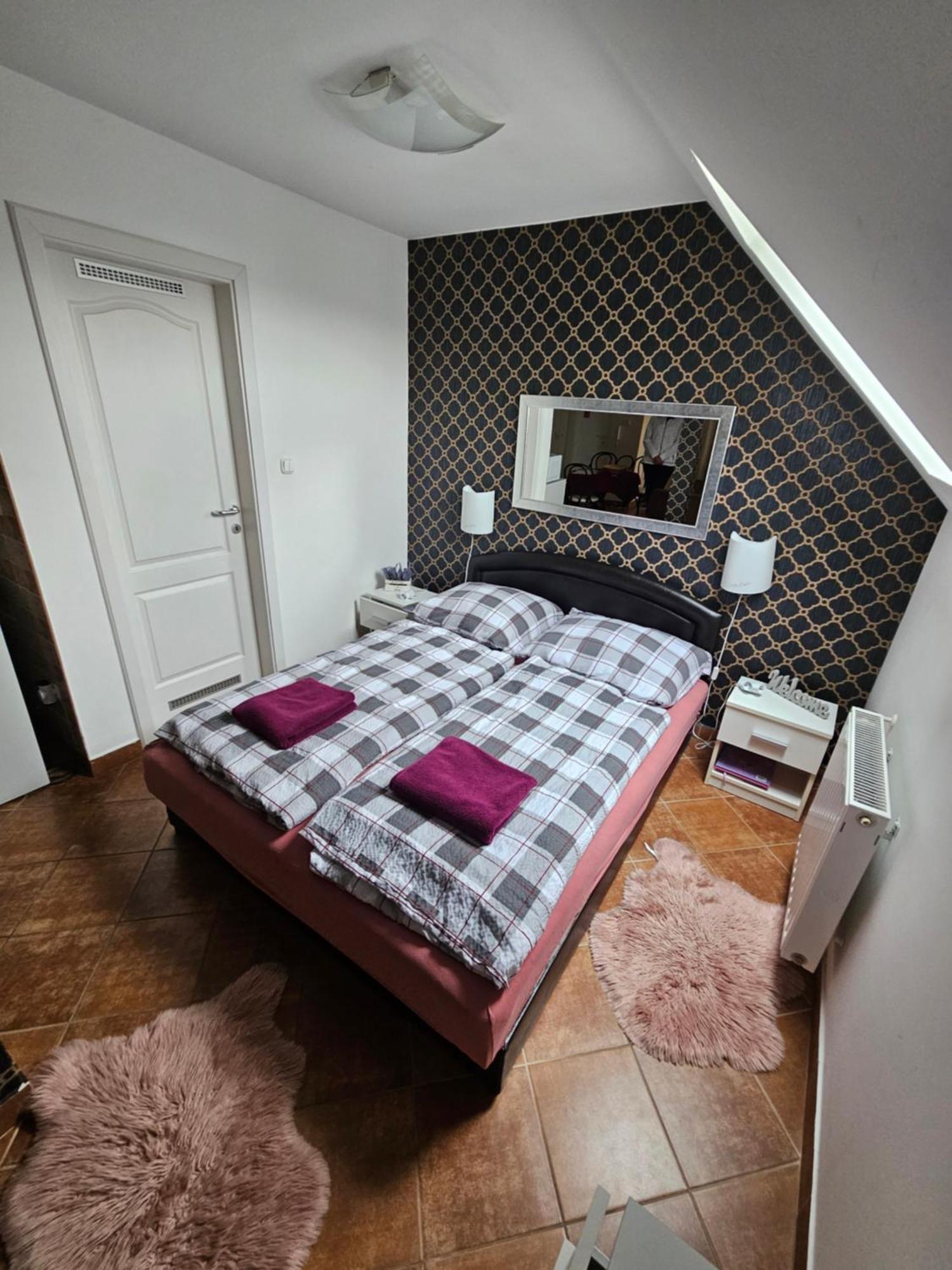 Greta Apartman ハイデゥソボスロー エクステリア 写真