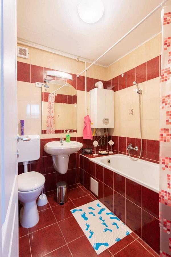 Greta Apartman ハイデゥソボスロー エクステリア 写真